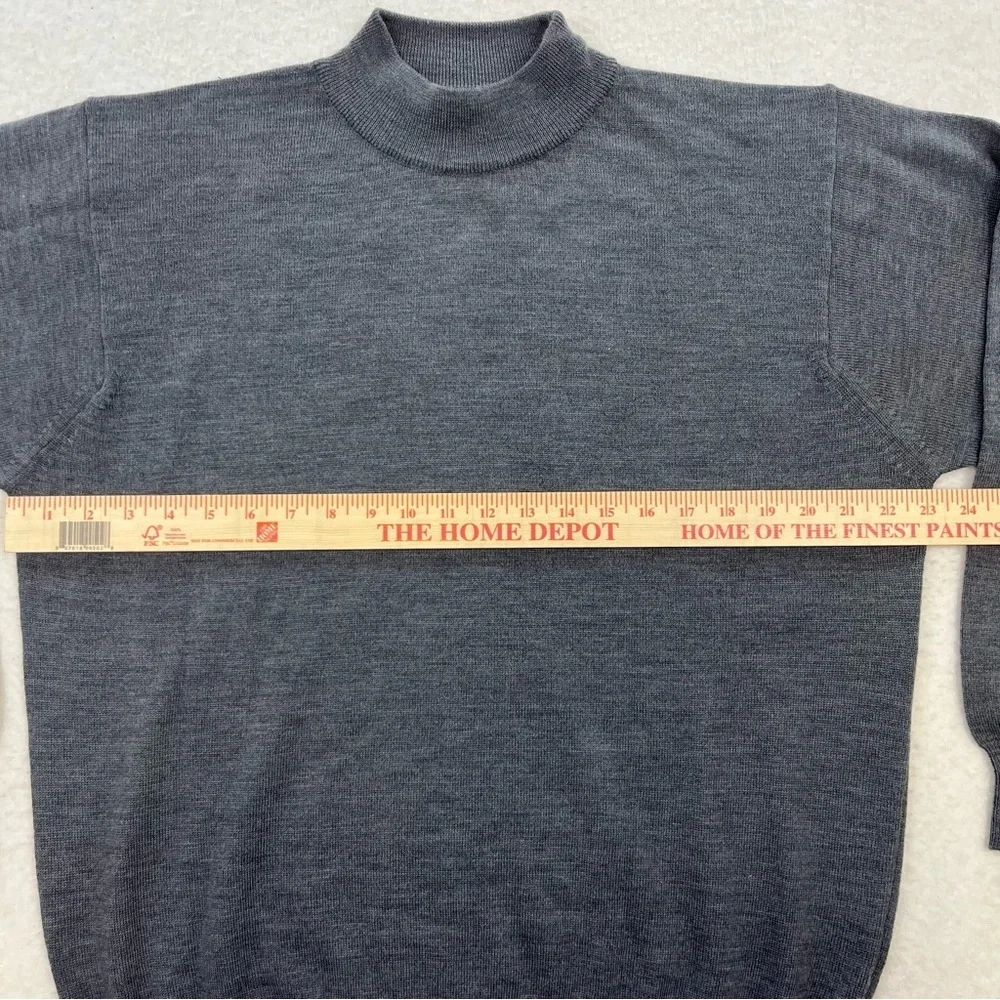 Cortina Men’s 100% Merino Wool Grey Sweater Size Large